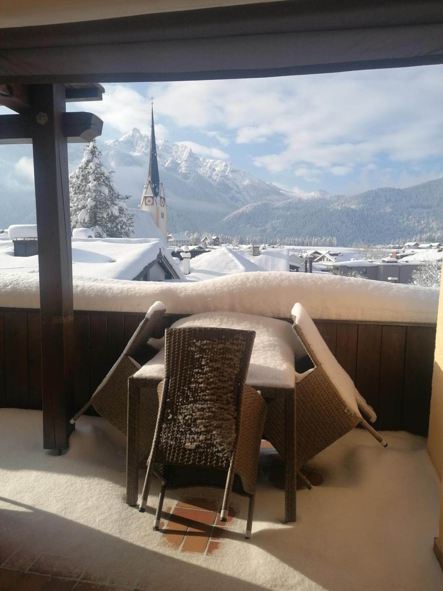 Haus Alpengluehn Apartment อับเทเนา ภายนอก รูปภาพ